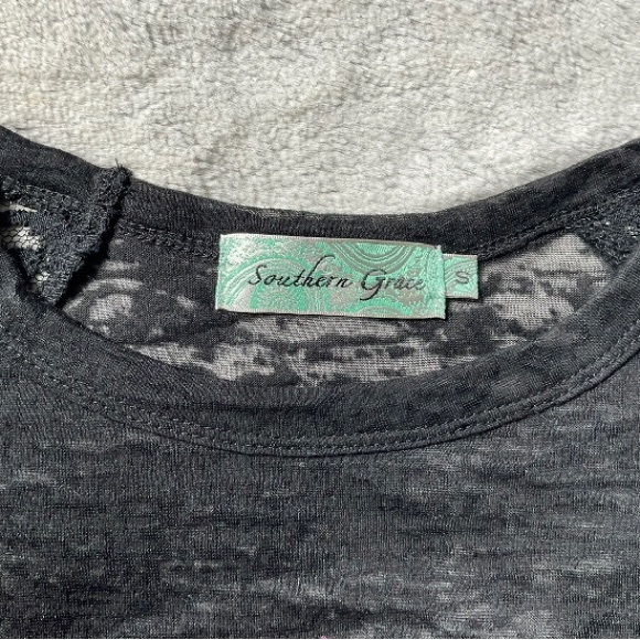 Sparkly reindeer Southern Grace Top Tis The Season To Sparkle Top, Sz Sm… - Picture 6 of 7